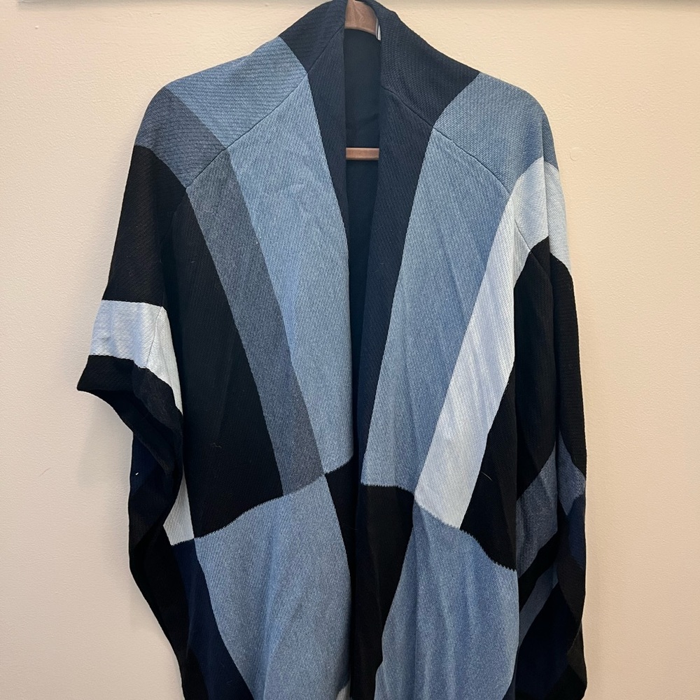 White House Black Market Wrap